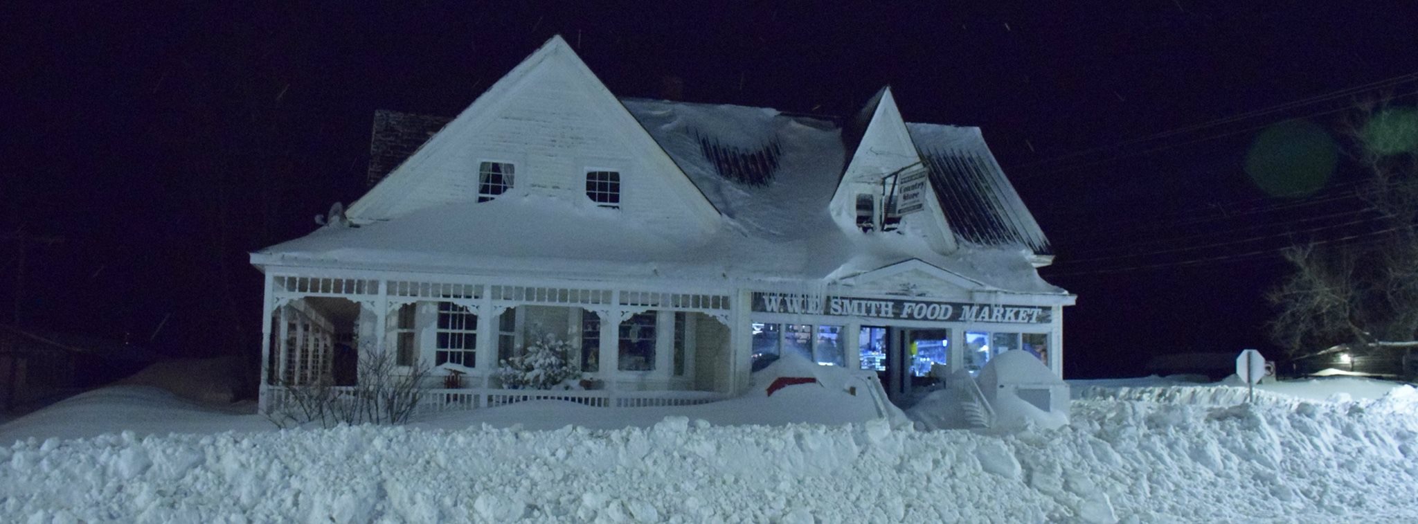 WWW Smith General Store Harvey Station, NB in heavy snow at night